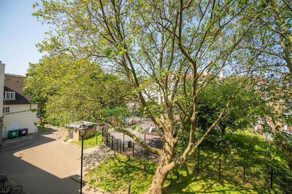 Charming 2 Bedroom Flat In The Heart Of Kings Cross, Londra Dış mekan fotoğraf