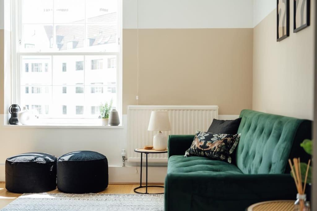 Charming 2 Bedroom Flat In The Heart Of Kings Cross, Londra Dış mekan fotoğraf