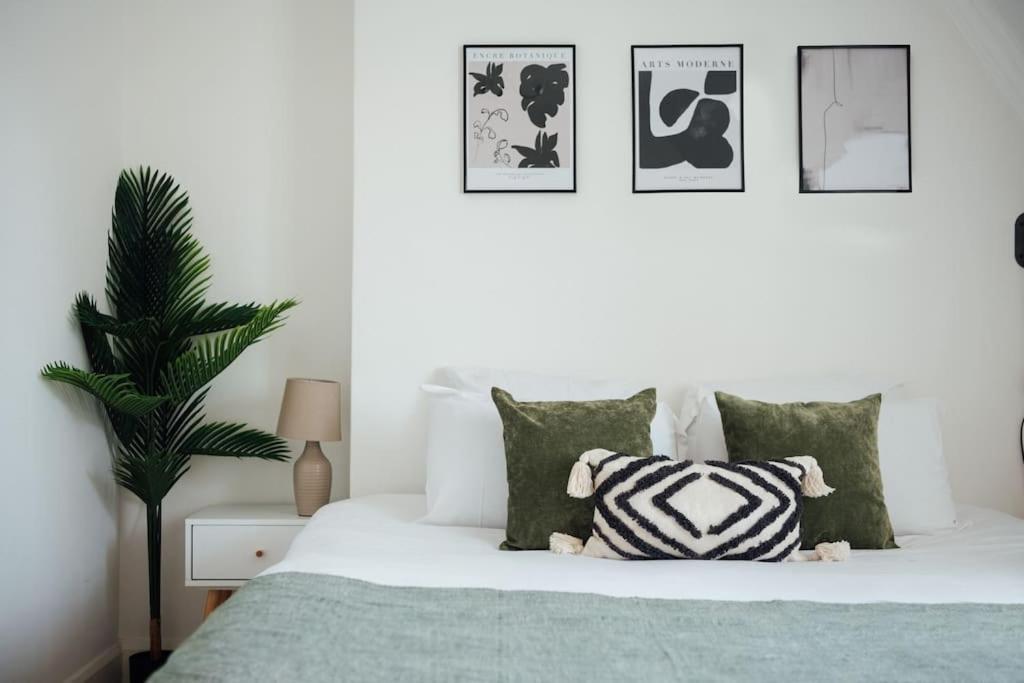 Charming 2 Bedroom Flat In The Heart Of Kings Cross, Londra Dış mekan fotoğraf