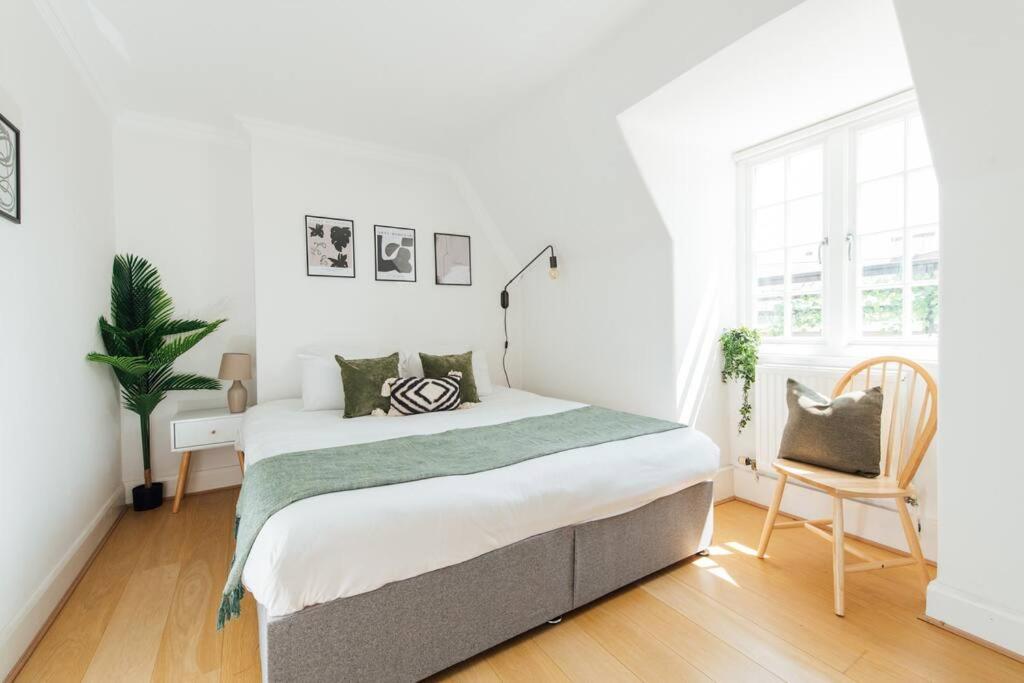 Charming 2 Bedroom Flat In The Heart Of Kings Cross, Londra Dış mekan fotoğraf